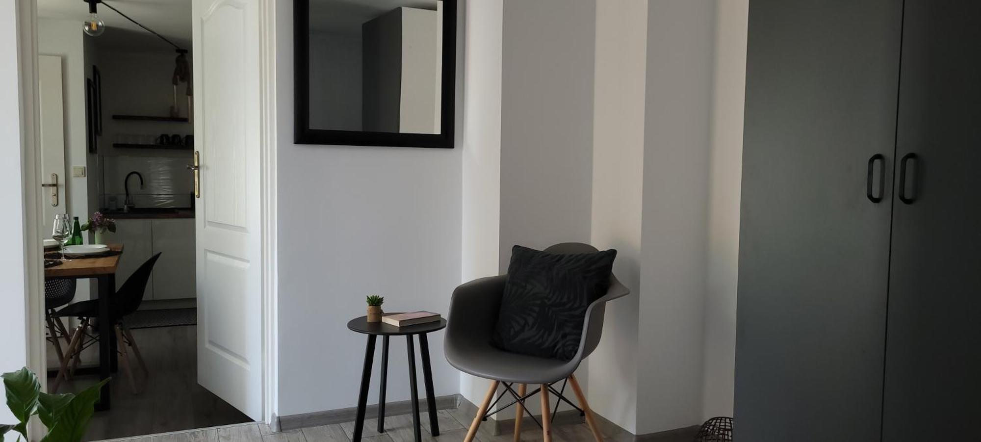 Apartamenty Pod Uwalonym Debem Jezow Sudecki Exterior photo